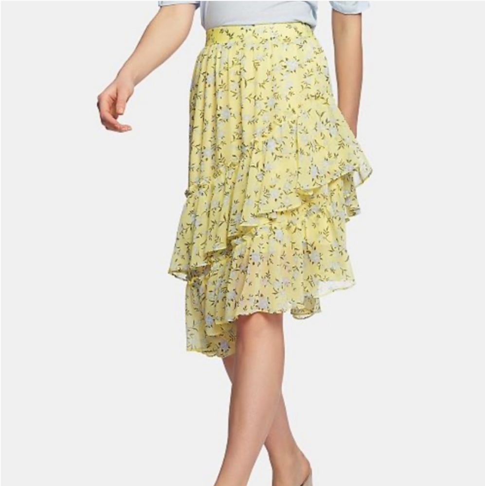 NWT 1 State prairie dance honeysuckle floral asymmetric ruffle skirt. Size 6